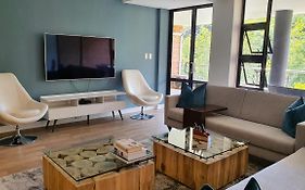 Zuri Residences At Ten Degrees
